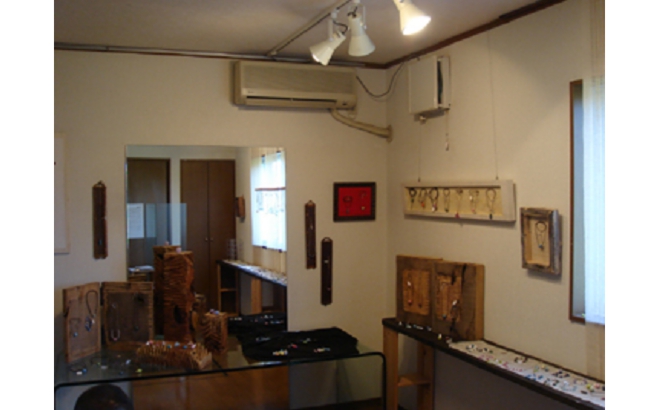 08-69.jpg